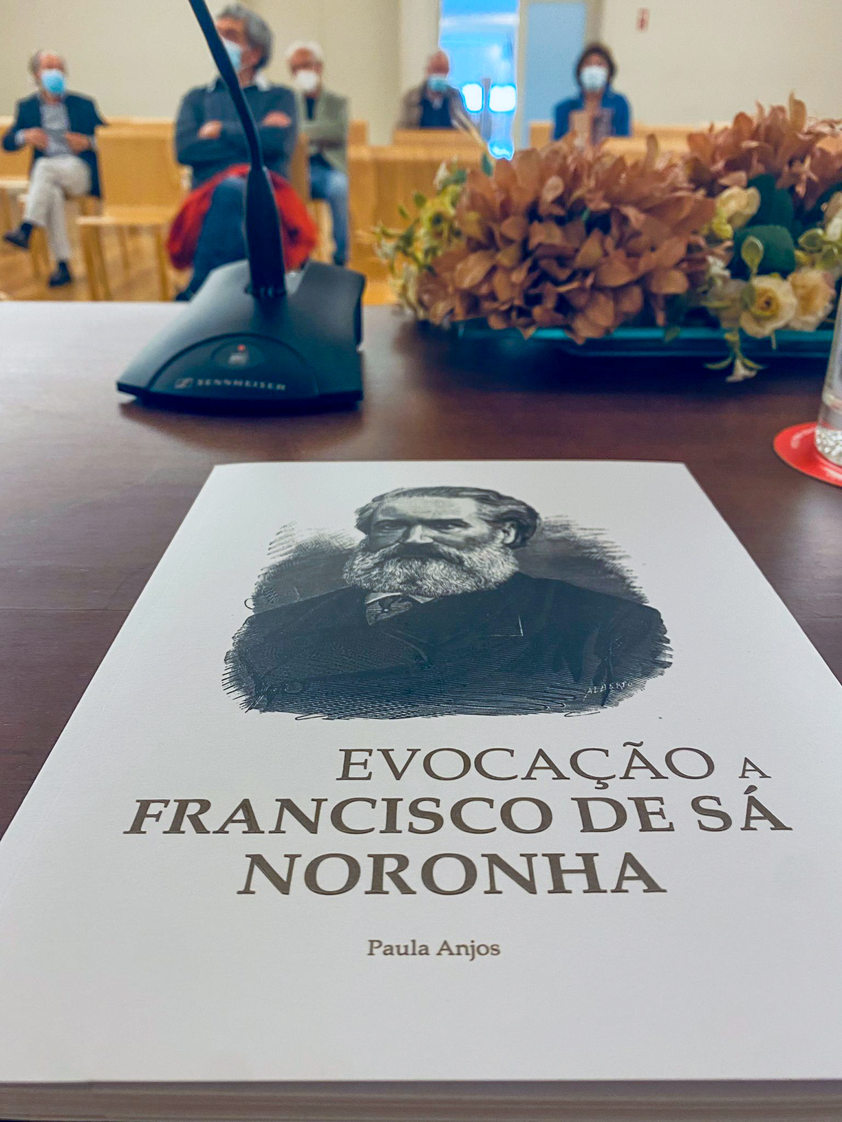 Município lança livro de “Evocação a Francisco de Sá Noronha”